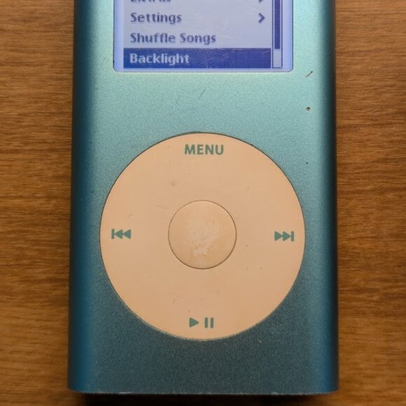 Apple IPOD Mini 4G - Picture 2 of 10